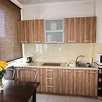 Ξενοδοχείο με διαμερίσματα Lux Krasków
