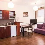 Ξενοδοχείο με διαμερίσματα Lux Krasków