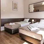 Lux Ξενοδοχείο με διαμερίσματα
