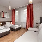Ξενοδοχείο με διαμερίσματα Lux Krasków